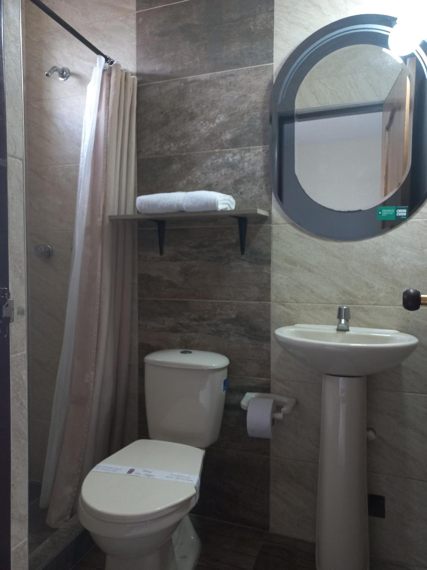 Hotel Los Tunjos Перейра Экстерьер фото